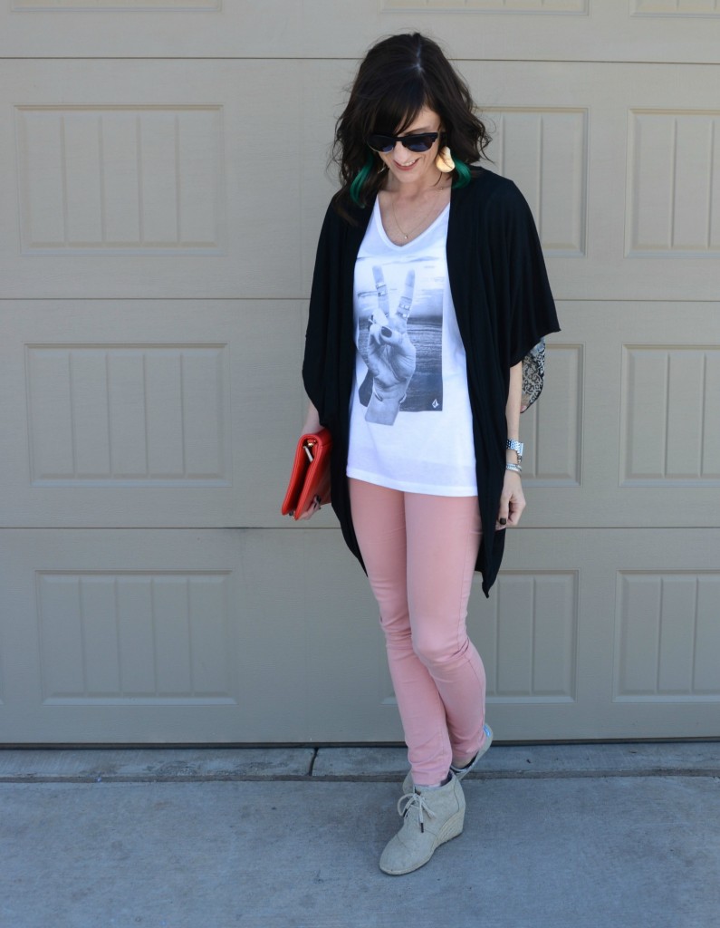 Casual Friday Link Up by Two Thirty~Five Designs (b)