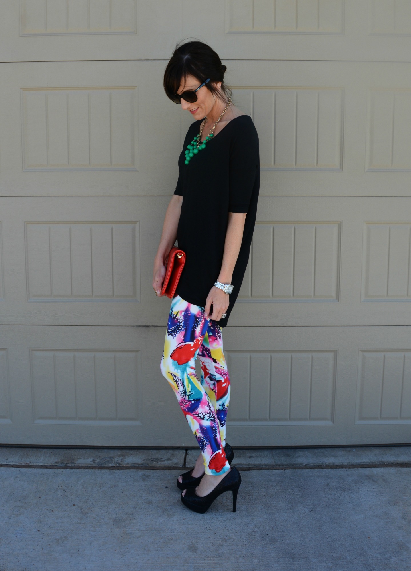 Do's and Don'ts for Wearing Leggings to the Office - Broke and Chic